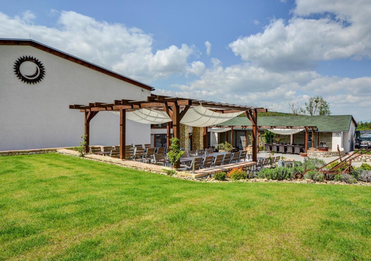 Penzion Tokaj Macik Winery B&B Mala Trna Экстерьер фото